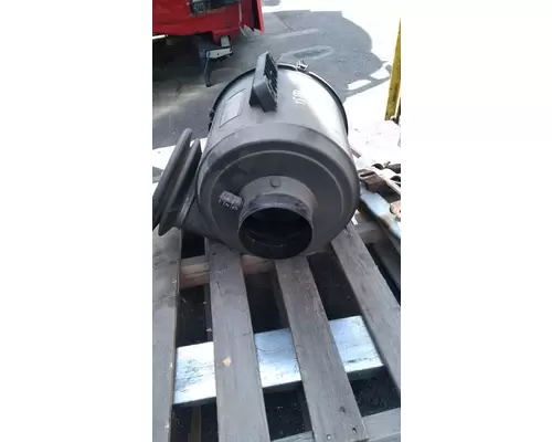 FREIGHTLINER COLUMBIA Air Cleaner