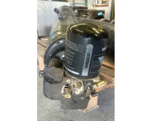 FREIGHTLINER COLUMBIA Air Tank