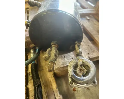 FREIGHTLINER COLUMBIA Air Tank
