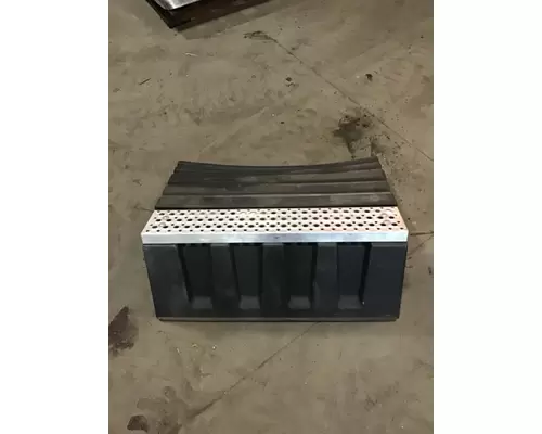 FREIGHTLINER COLUMBIA BATTERY BOX COVER