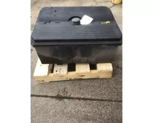 FREIGHTLINER COLUMBIA BATTERY BOX