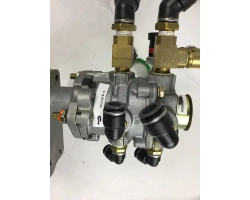 FREIGHTLINER COLUMBIA BRAKE PARTS-MISC