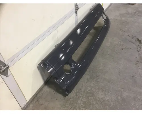 FREIGHTLINER COLUMBIA BUMPER CENTER