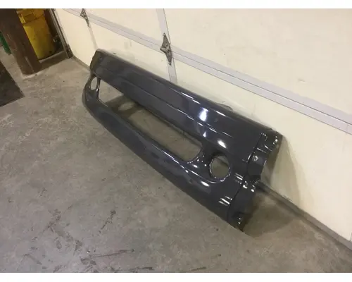 FREIGHTLINER COLUMBIA BUMPER CENTER