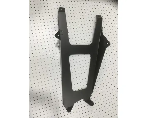 FREIGHTLINER COLUMBIA BUMPER MOUNTS