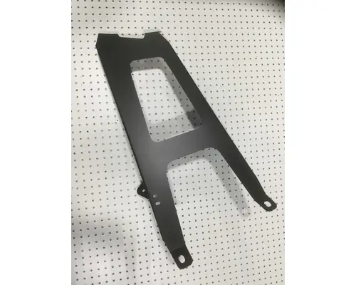FREIGHTLINER COLUMBIA BUMPER MOUNTS