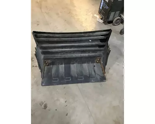 FREIGHTLINER COLUMBIA Battery Box Cover