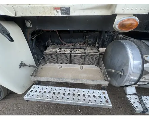 FREIGHTLINER COLUMBIA Battery Box