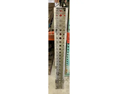 FREIGHTLINER COLUMBIA Body Parts, Misc.