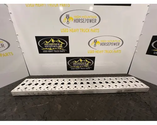 FREIGHTLINER COLUMBIA Body Parts, Misc.
