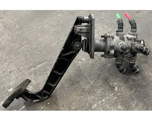 FREIGHTLINER COLUMBIA Brake Parts, Misc. Rear