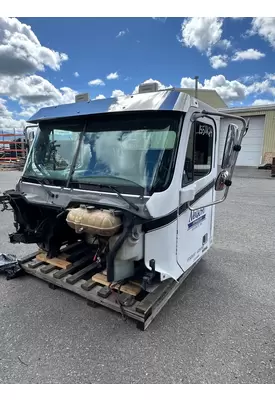 FREIGHTLINER COLUMBIA Cab