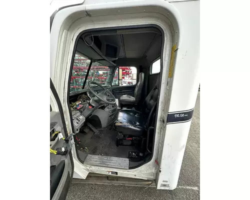 FREIGHTLINER COLUMBIA Cab