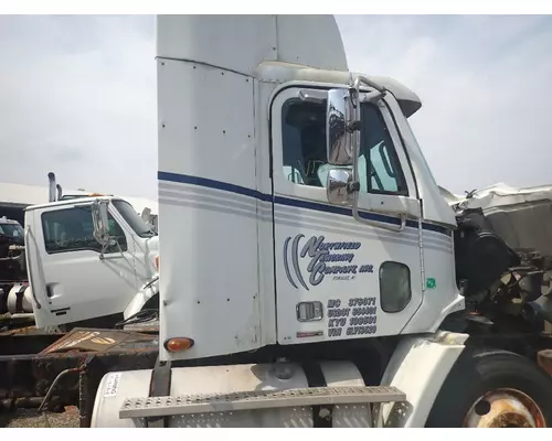 FREIGHTLINER COLUMBIA Cab