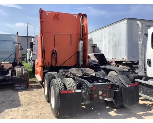 FREIGHTLINER COLUMBIA Cab