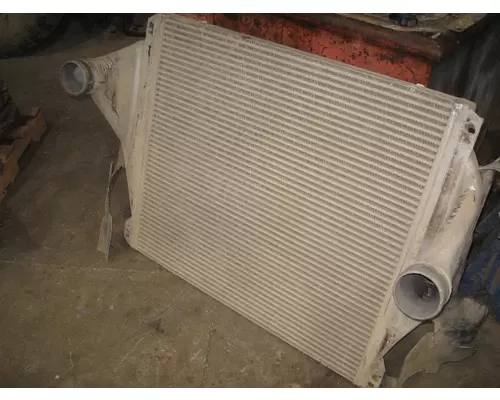 FREIGHTLINER COLUMBIA Charge Air Cooler (ATAAC)