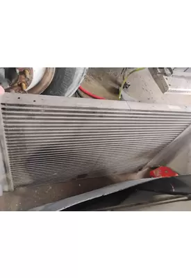 FREIGHTLINER COLUMBIA Charge Air Cooler (ATAAC)