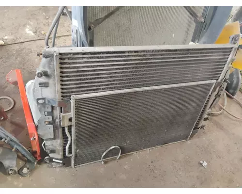 FREIGHTLINER COLUMBIA Charge Air Cooler (ATAAC)