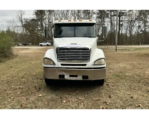 FREIGHTLINER COLUMBIA Complete Vehicle
