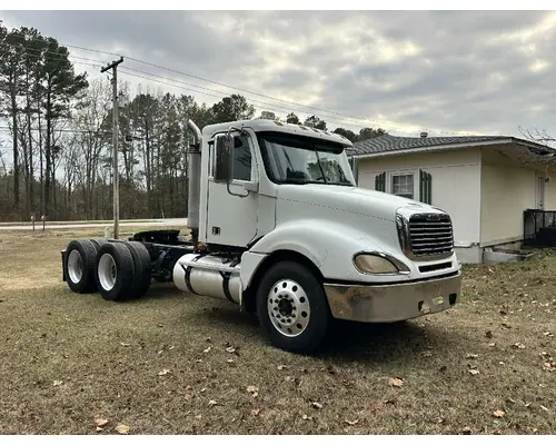 FREIGHTLINER COLUMBIA Complete Vehicle