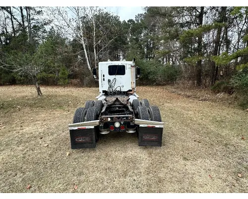 FREIGHTLINER COLUMBIA Complete Vehicle