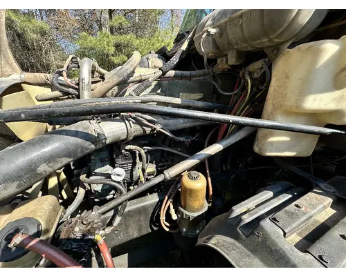 FREIGHTLINER COLUMBIA Complete Vehicle