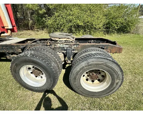 FREIGHTLINER COLUMBIA Complete Vehicle