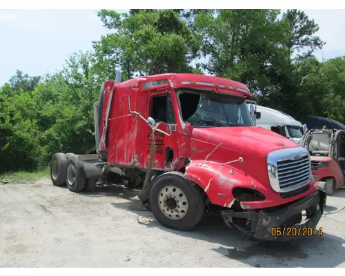 FREIGHTLINER COLUMBIA Complete Vehicle