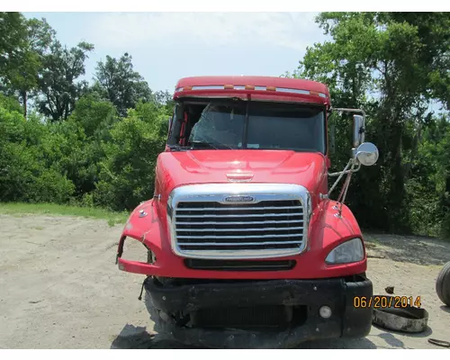 FREIGHTLINER COLUMBIA Complete Vehicle