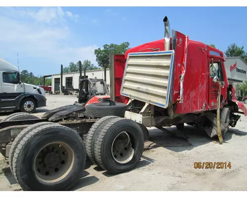 FREIGHTLINER COLUMBIA Complete Vehicle