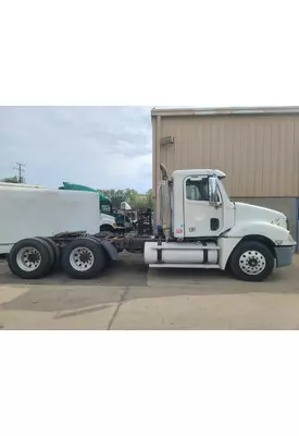 FREIGHTLINER COLUMBIA Complete Vehicle