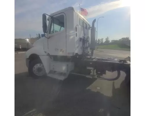 FREIGHTLINER COLUMBIA Complete Vehicle