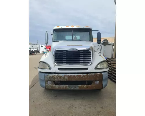 FREIGHTLINER COLUMBIA Complete Vehicle