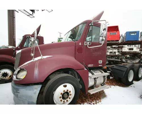 FREIGHTLINER COLUMBIA Complete Vehicle