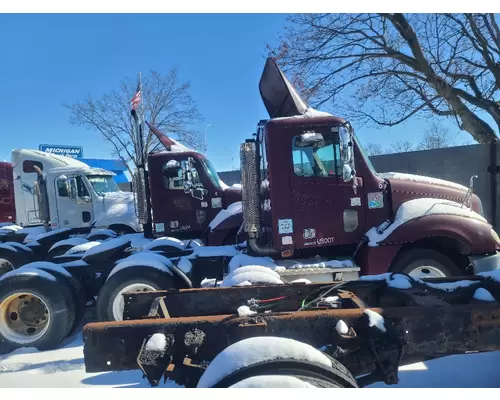 FREIGHTLINER COLUMBIA Complete Vehicle