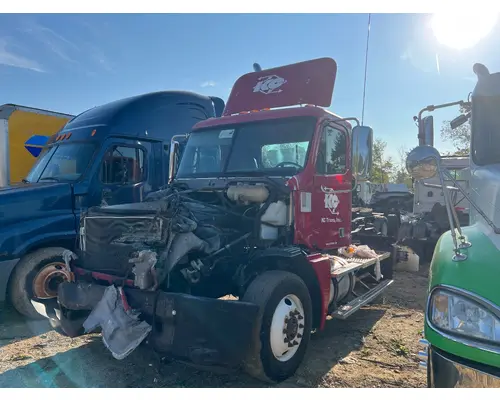 FREIGHTLINER COLUMBIA Complete Vehicle