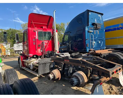 FREIGHTLINER COLUMBIA Complete Vehicle