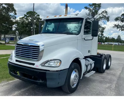 FREIGHTLINER COLUMBIA Complete Vehicle