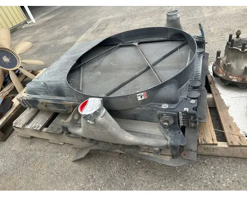FREIGHTLINER COLUMBIA Cooling Assy. (Rad., Cond., ATAAC)