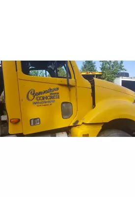 FREIGHTLINER COLUMBIA Cowl