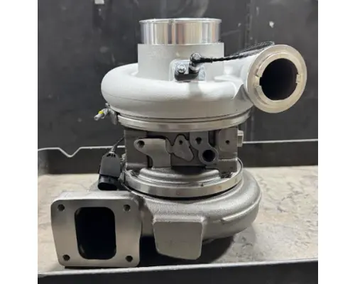 FREIGHTLINER COLUMBIA Cylinder Head