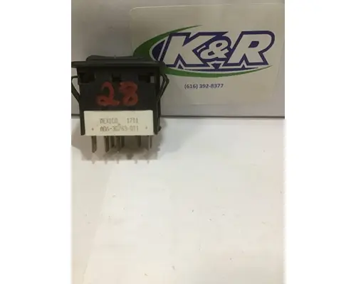 FREIGHTLINER COLUMBIA Dash  Console Switch
