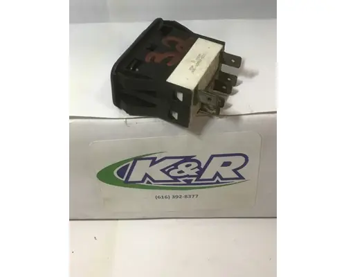 FREIGHTLINER COLUMBIA Dash  Console Switch