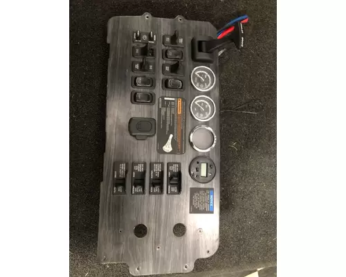 FREIGHTLINER COLUMBIA Dash Assembly