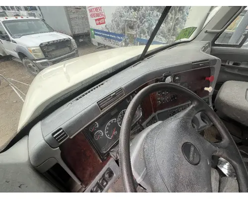 FREIGHTLINER COLUMBIA Dash Assembly
