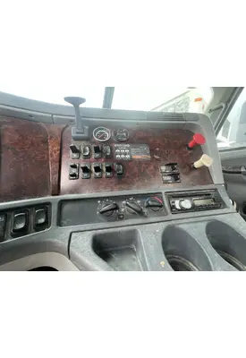 FREIGHTLINER COLUMBIA Dash Bezel