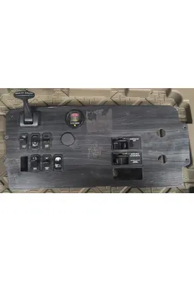 FREIGHTLINER COLUMBIA Dash Panel