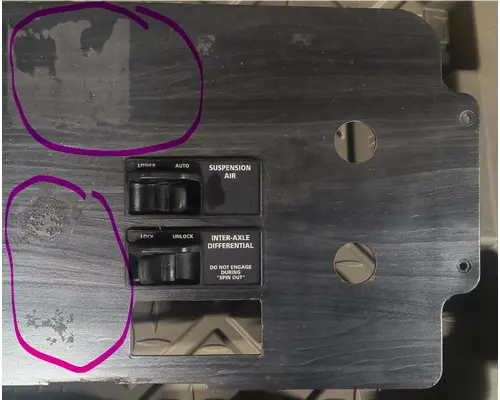 FREIGHTLINER COLUMBIA Dash Panel