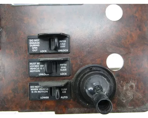 FREIGHTLINER COLUMBIA Dash Panel