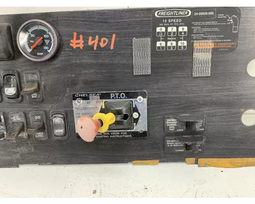 FREIGHTLINER COLUMBIA Dash Panel